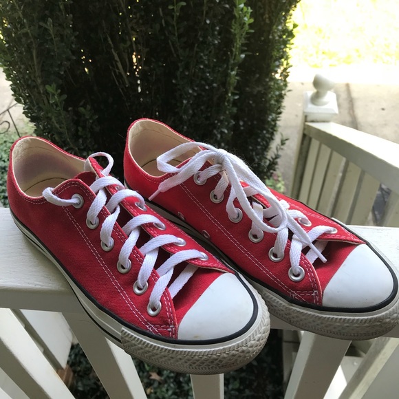 Converse Shoes - Red Low-top Converse